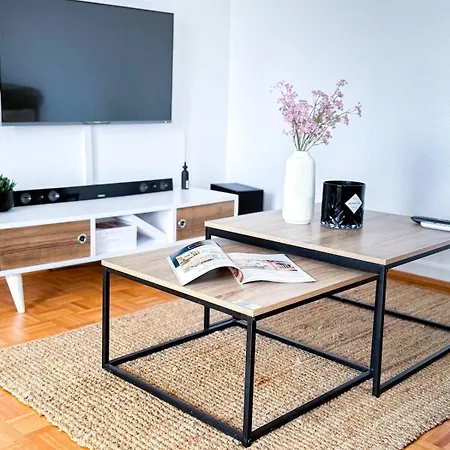 아파트 Contemporary One-bedroom Lausanne *