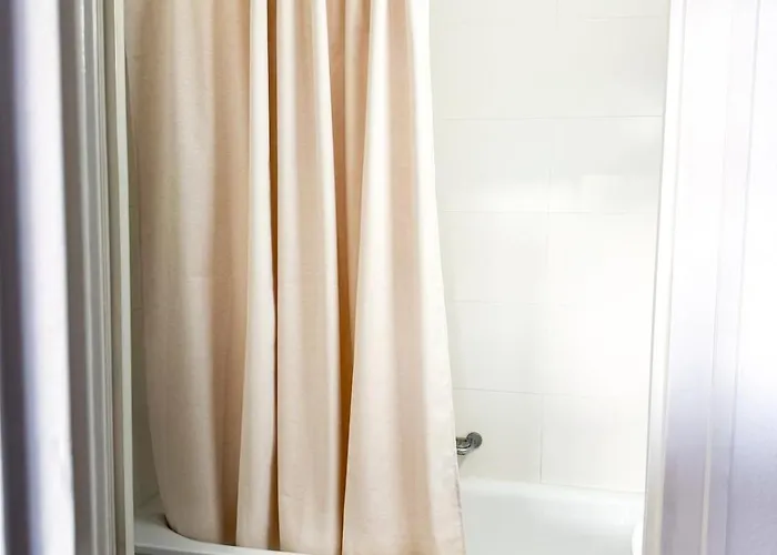 Contemporary One-bedroom Lausanne *